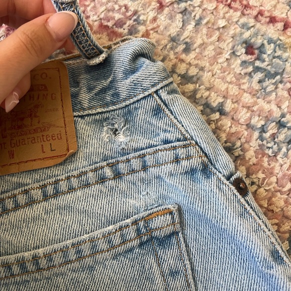 perfect vintage levi’s shorts - Picture 4 of 4